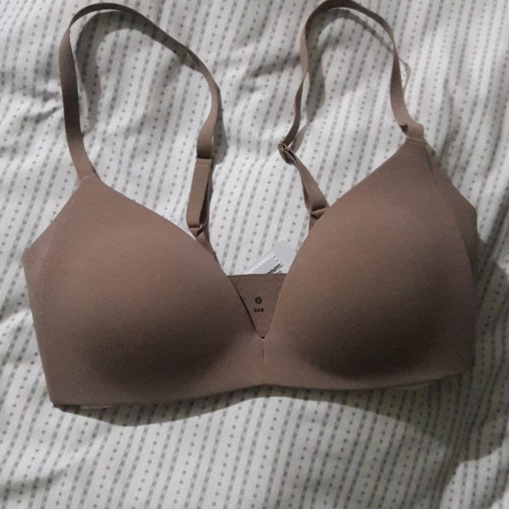 NWT Luluemon bra size 32B